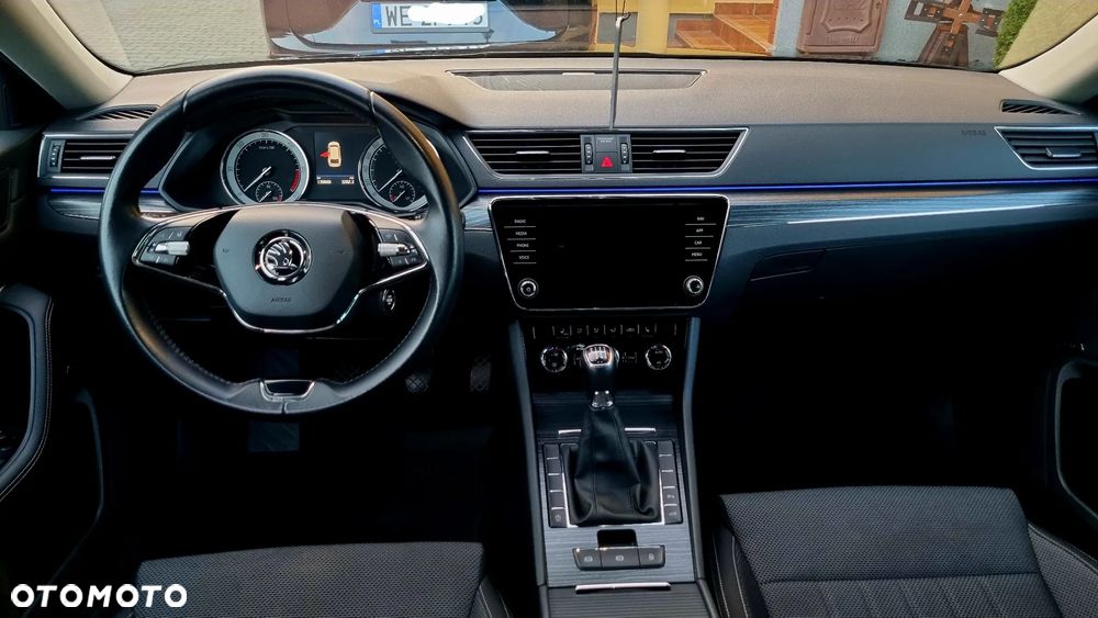 Skoda Superb 2.0 TDI SCR Style - 17