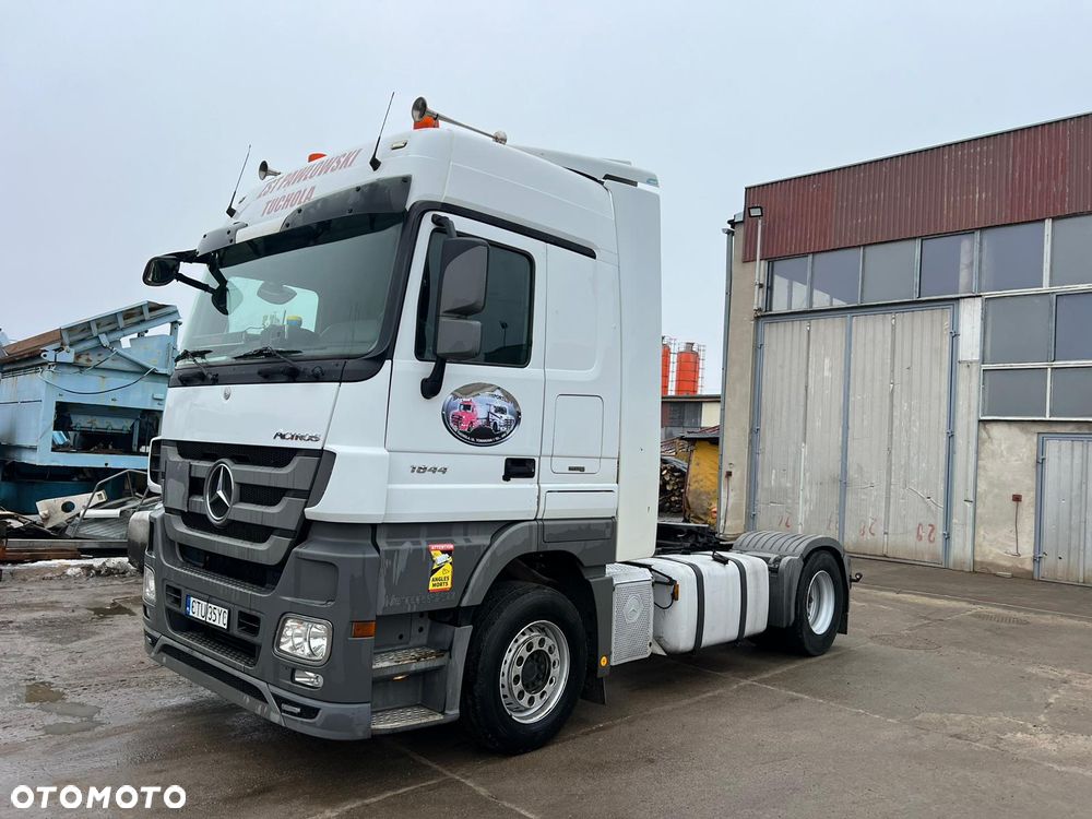 Mercedes-Benz Actros - 4