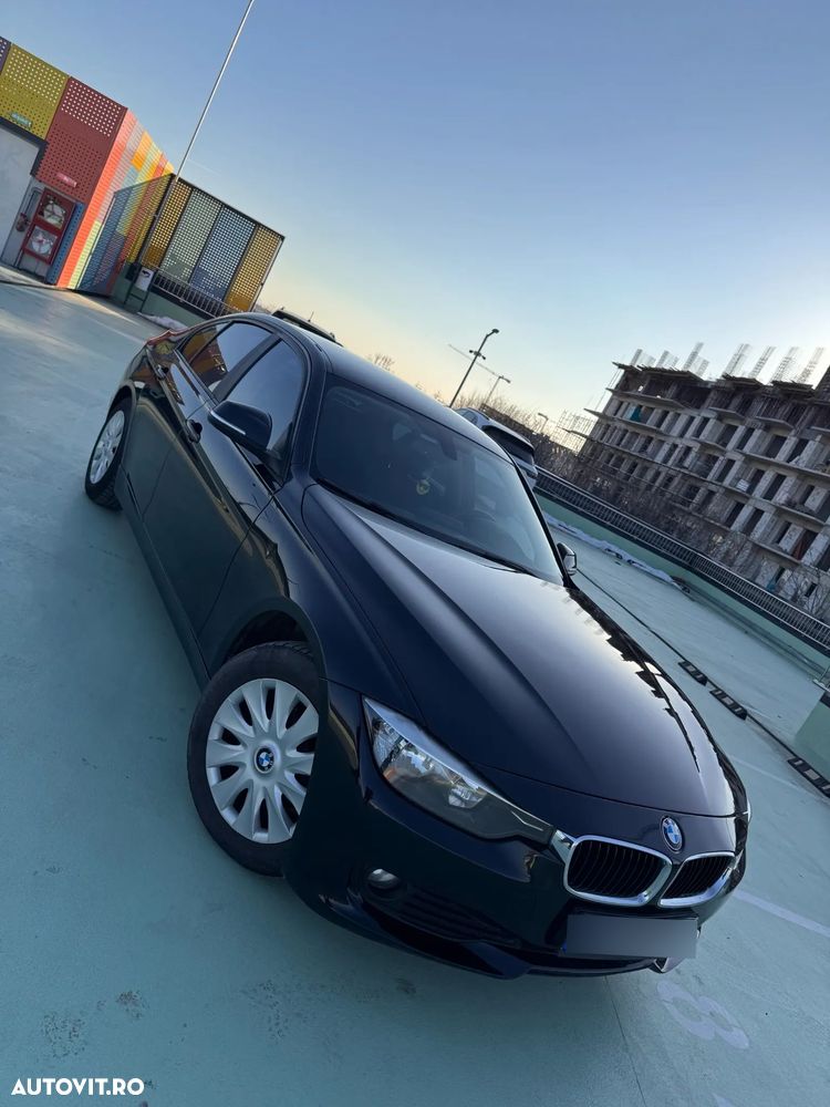 BMW Seria 3 318d - 1