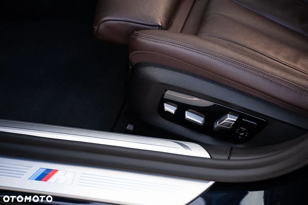 BMW Seria 7 730d xDrive sport - 39