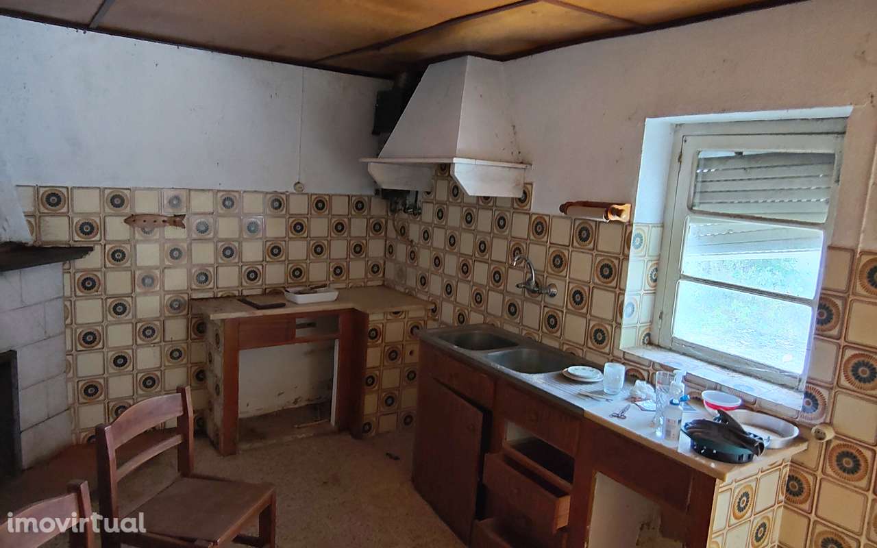 Moradia T4 isolada com garagem e terraço em Santarém - Grande imagem: 5/7