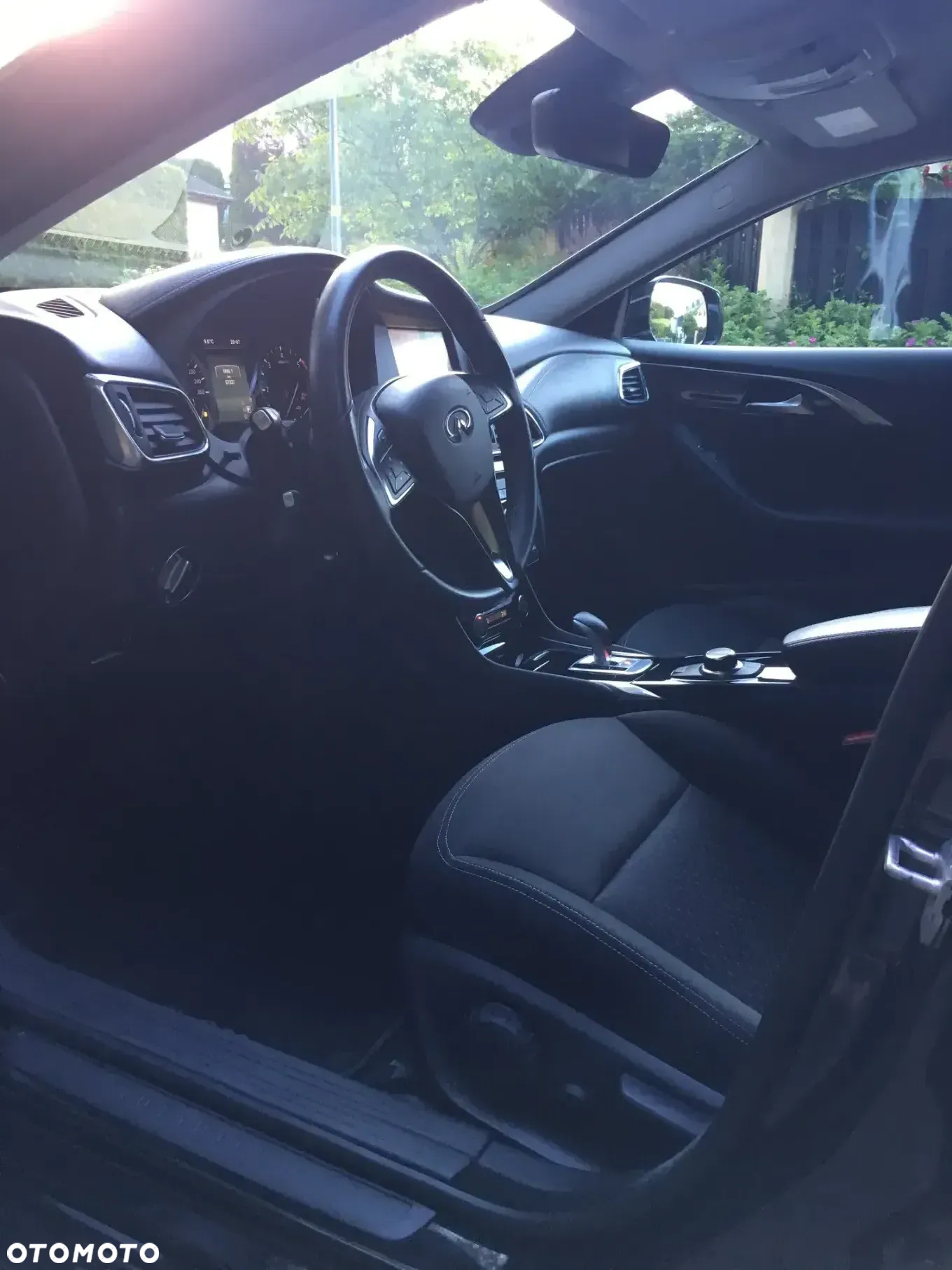 Infiniti Q30 1.5d Business 7DCT - 7