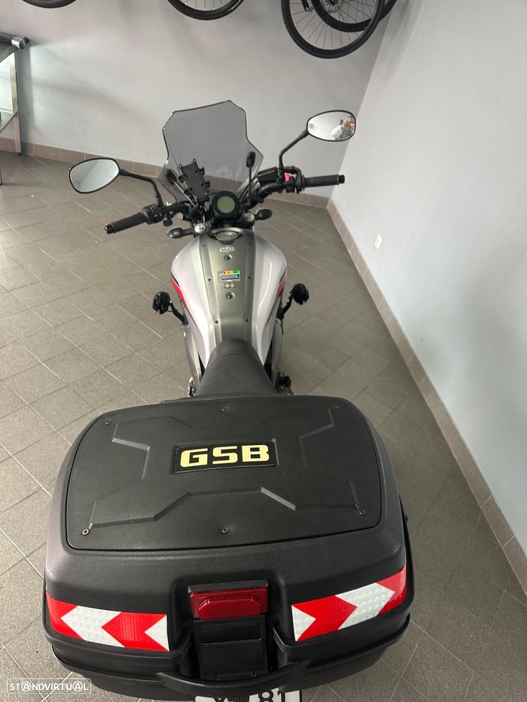 Yamaha XSR csr - 5