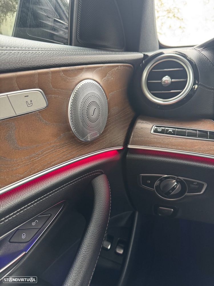 Mercedes-Benz E 300 de AMG Line - 37