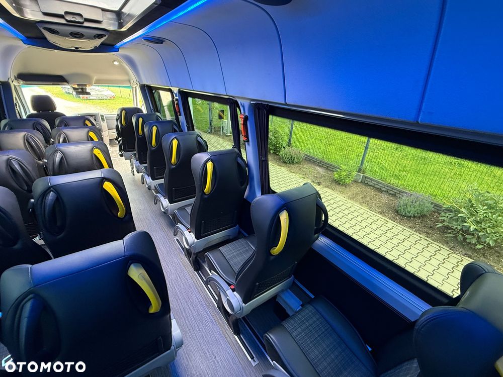 Mercedes-Benz Sprinter 516 24 miejsca - 25
