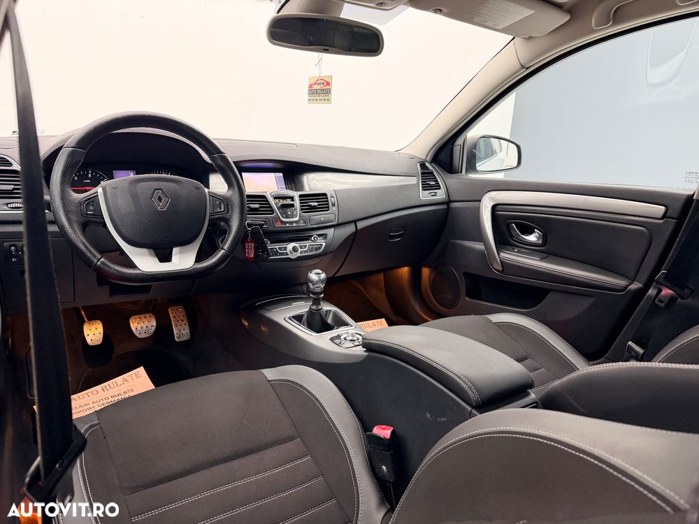 Renault Laguna dCi 110 FAP Dynamique - 17