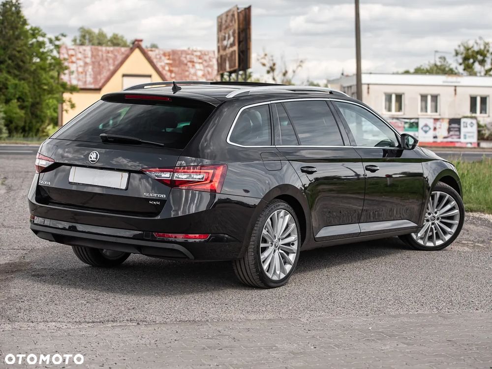 Skoda Superb 2.0 TDI 4x4 DSG Premium Edition - 13
