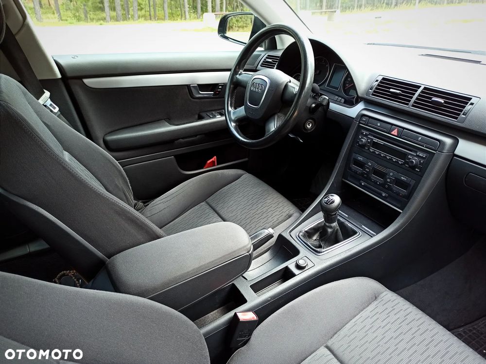Audi A4 Limousine 2.0 TDI DPF - 8