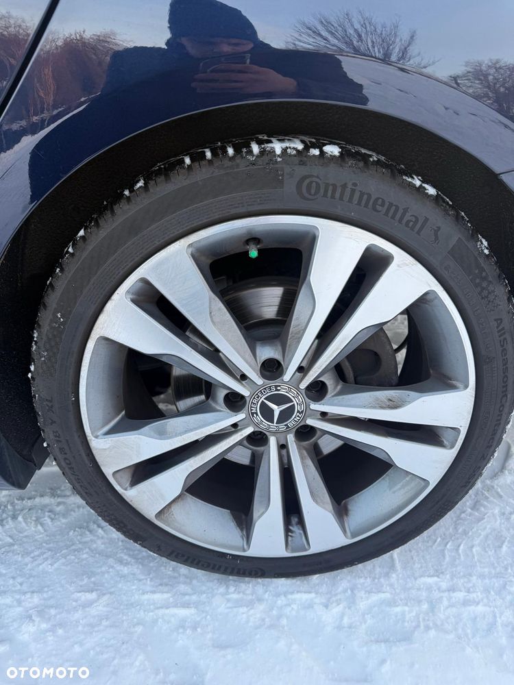 Mercedes-Benz CLA 250 4Matic 7G-DCT - 21