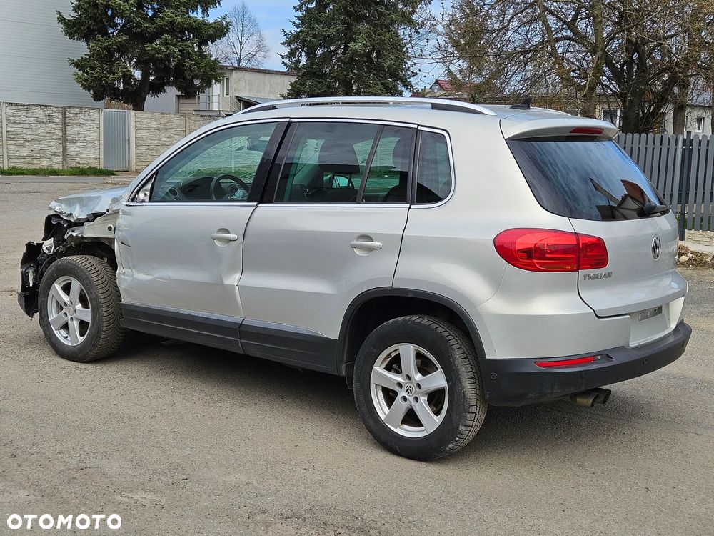 Volkswagen Tiguan 2.0 TDI DPF 4Motion DSG Cup Sport & Style - 4