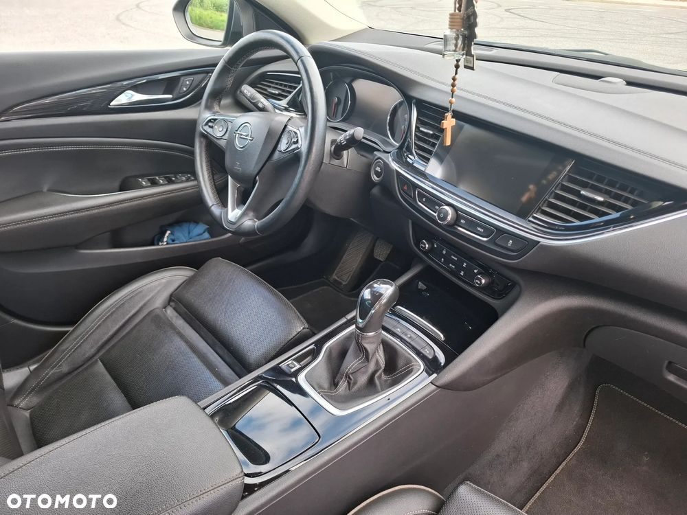 Opel Insignia 2.0 CDTI S&S - 12