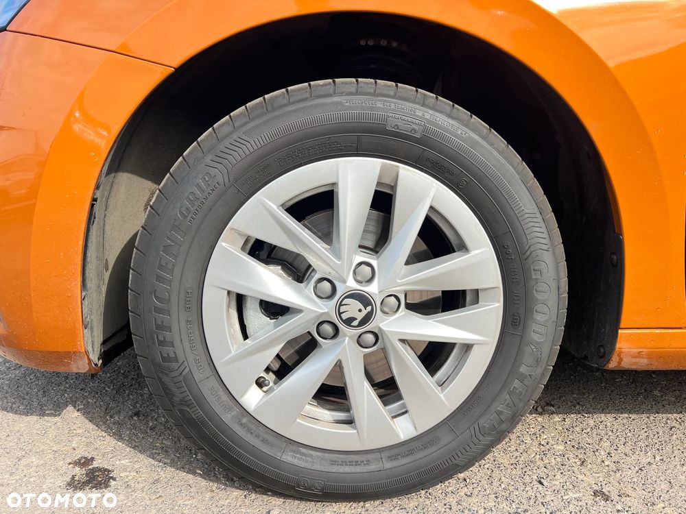 Skoda Fabia 1.0 TSI Selection - 24