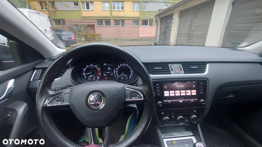 Skoda Octavia 1.5 TSI ACT Business - 26