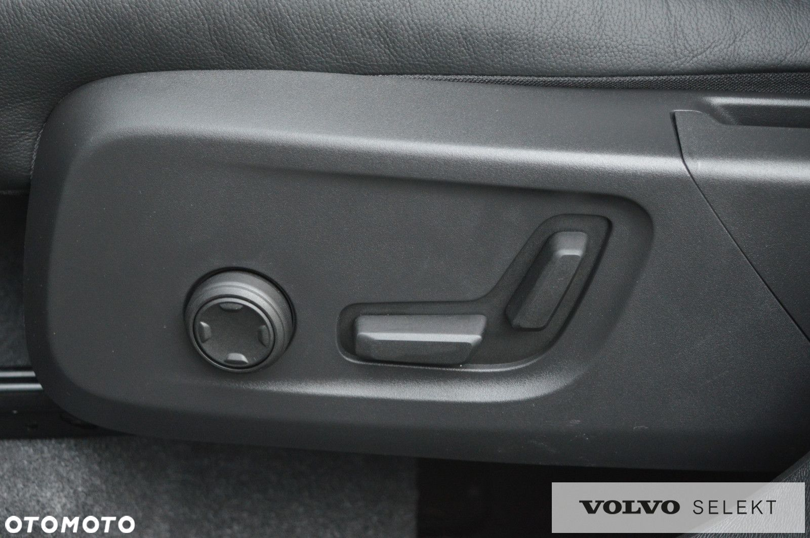 Volvo XC 40 - 28