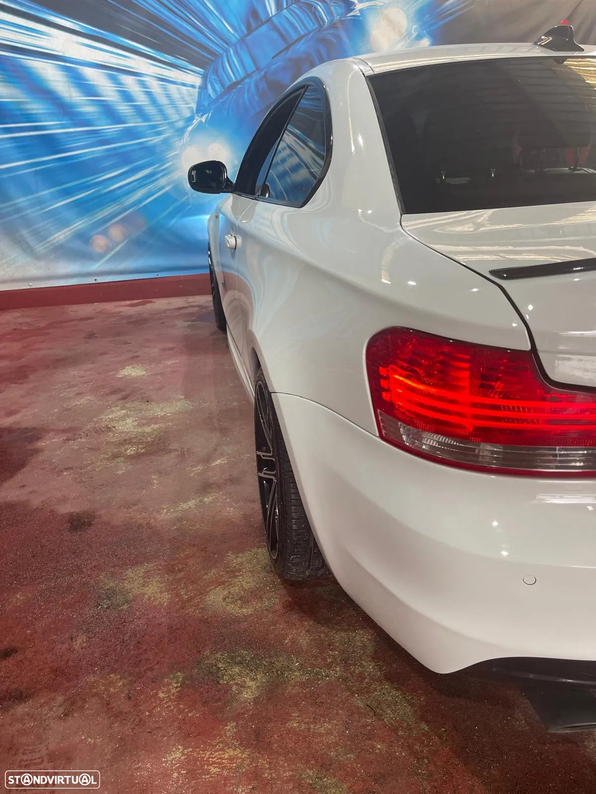 BMW 123 d Coupe Aut. Limited Edition Lifestyle c/ M Sport Pack - 23