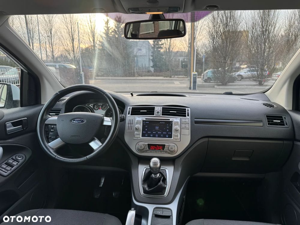 Ford Kuga 2.0 TDCi 4x4 Titanium - 11