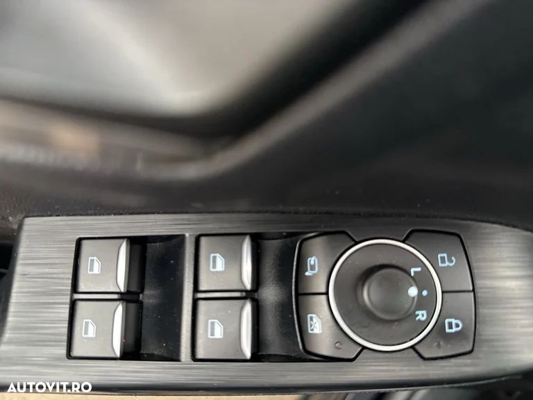 Ford Kuga 2.5 Duratec FHEV FWD Titanium - 31