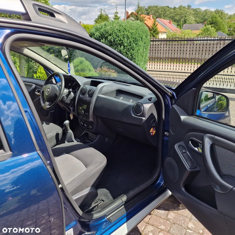 Dacia Duster 1.6 SCe Laureate S&S - 13