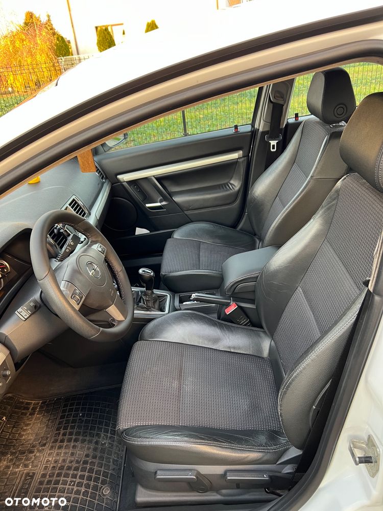 Opel Vectra 1.9 CDTI Sport/GTS - 11