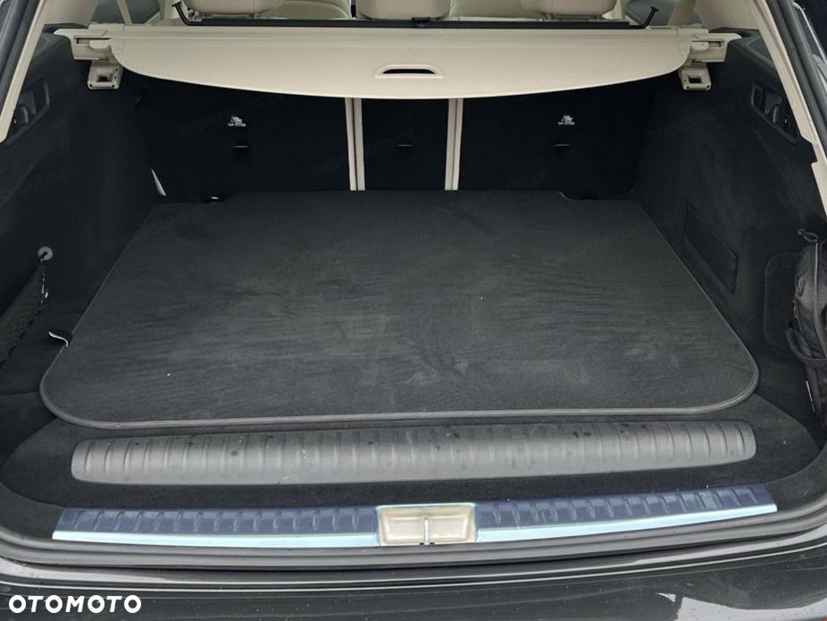 Mercedes-Benz Klasa E 220 d mHEV 4-Matic Exclusive 9G-Tronic - 12