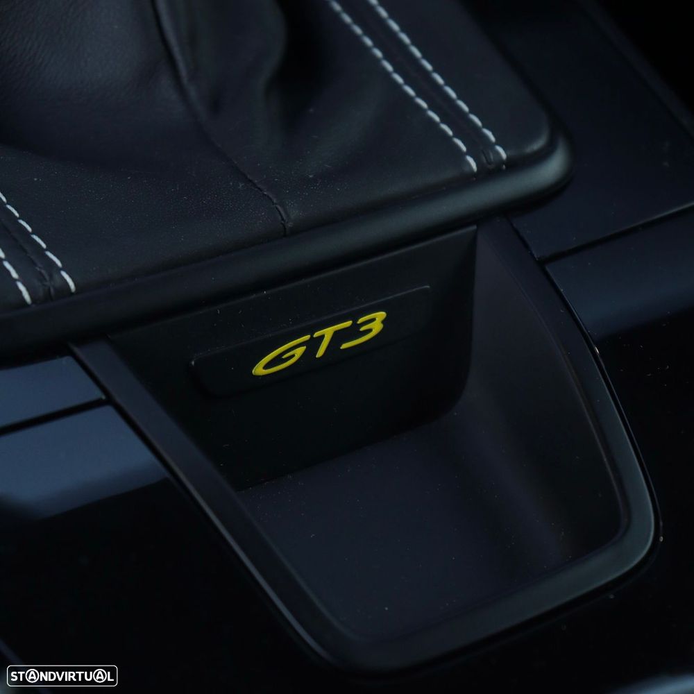 Porsche 911 (992) GT3 PDK - 32