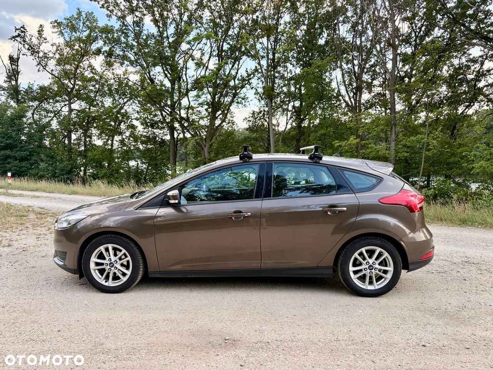 Ford Focus 1.6 Titanium - 2