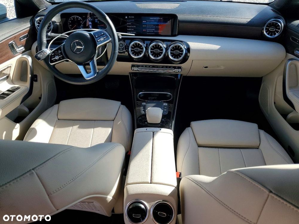 Mercedes-Benz CLA 250 4Matic 7G-DCT Edition 1 - 8