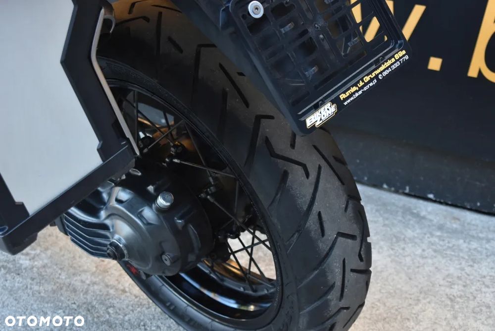 Yamaha Super Tenere - 17