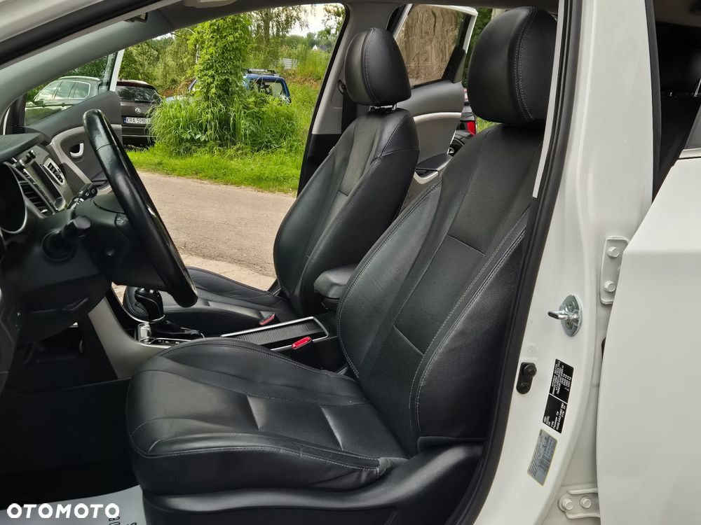 Hyundai i30 blue Kombi 1.6 CRDi DCT Premium - 22