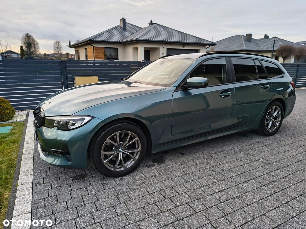 BMW Seria 3 320i Sport Line Shadow - 3