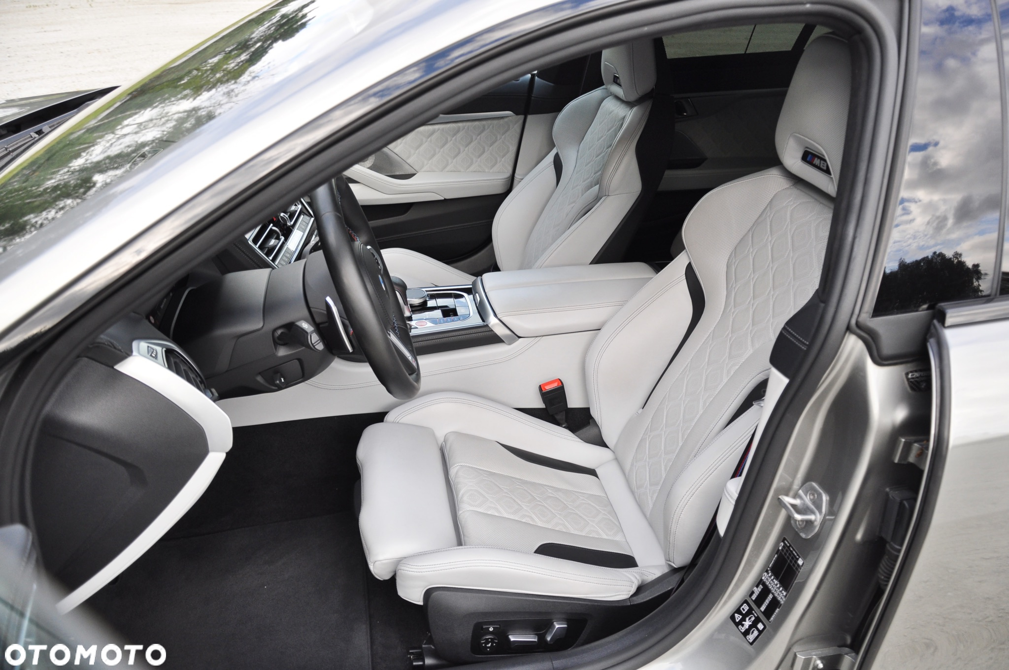 BMW M8 Competition - 19