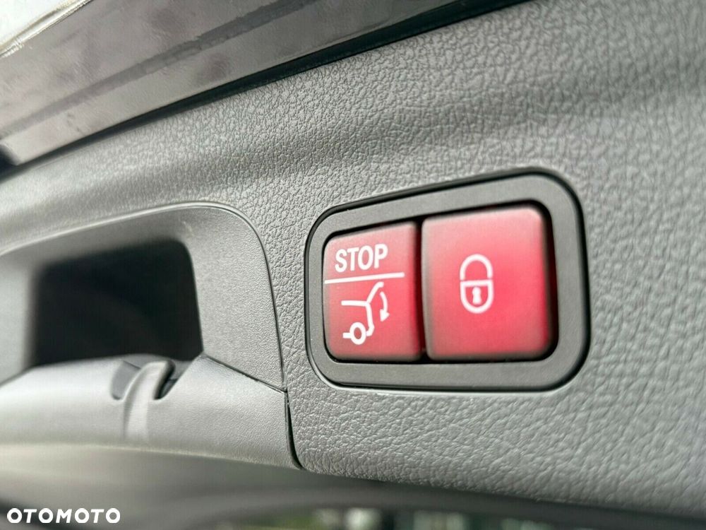 Mercedes-Benz GLE - 22