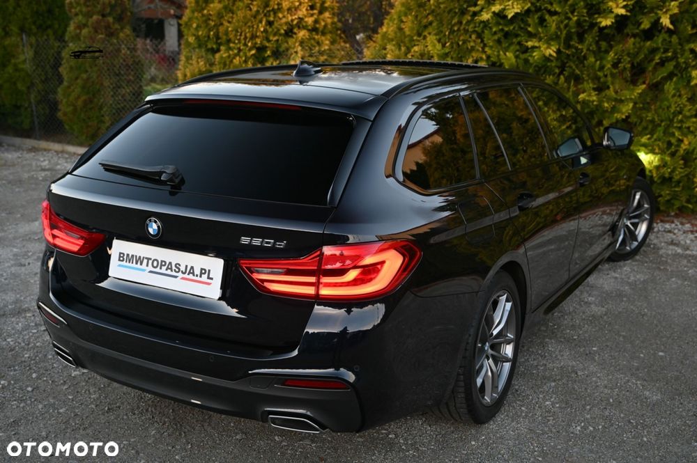 BMW Seria 5 520d Touring M Sport Edition - 36