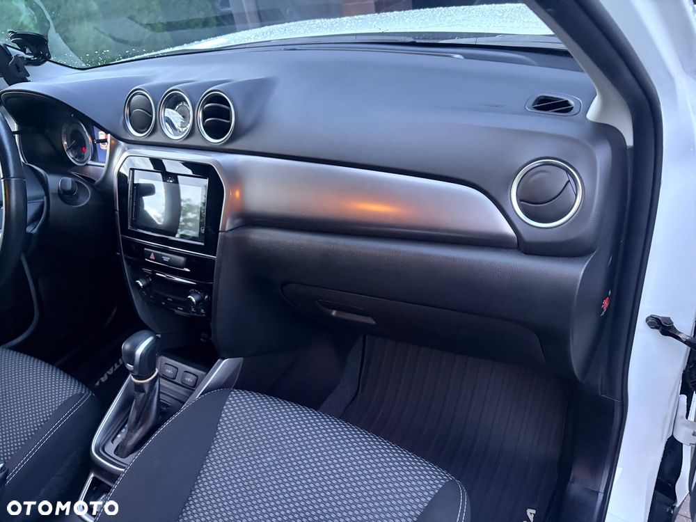 Suzuki Vitara - 20