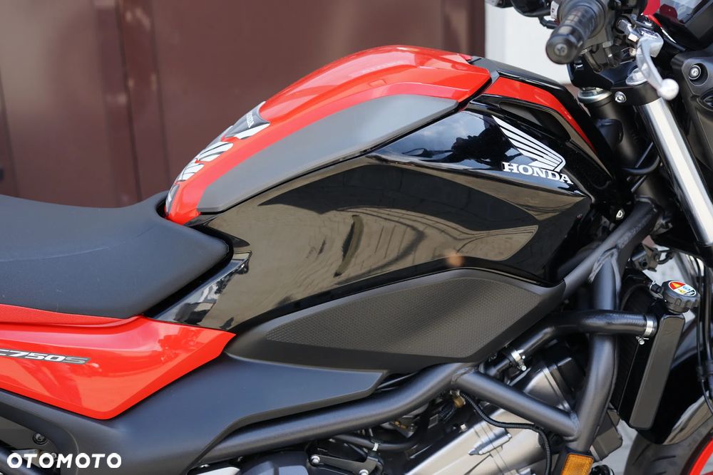 Honda NC - 11