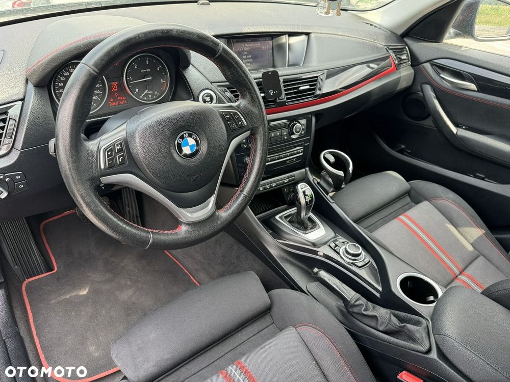 BMW X1 sDrive18d Sport Line - 17