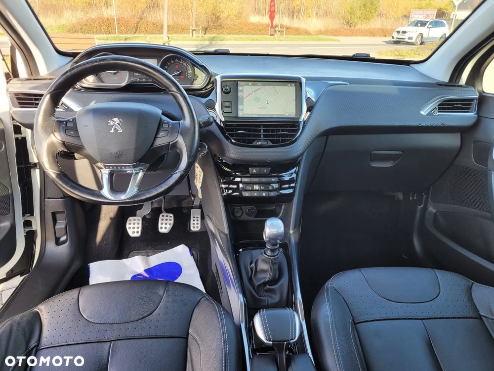Peugeot 2008 PureTech 130 GPF Stop&Start Signature - 18