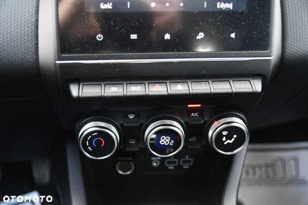 Renault Clio - 30
