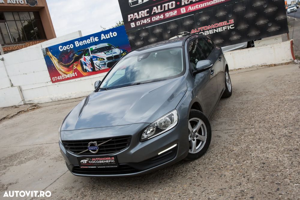 Volvo V60 D2 Geartronic Kinetic - 3