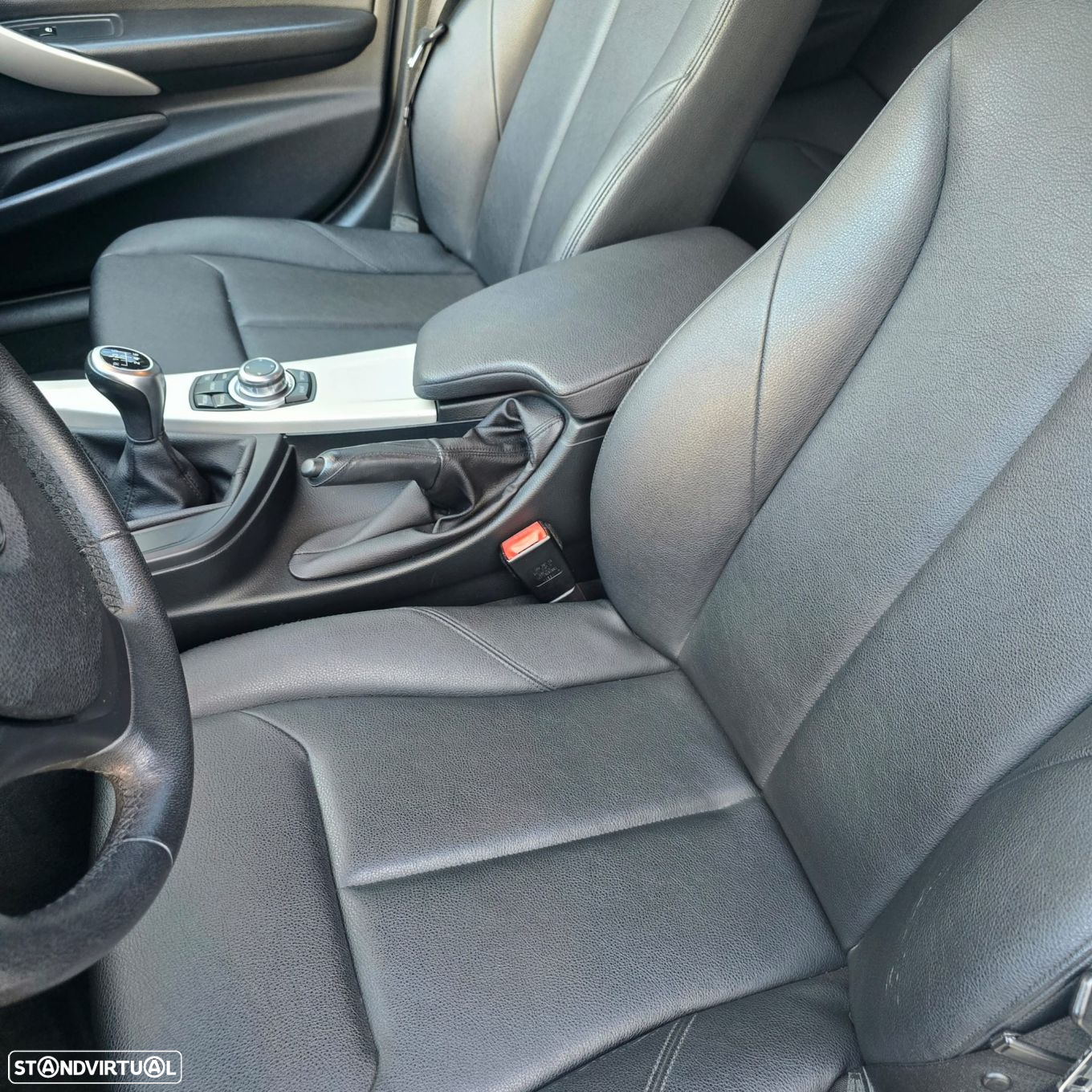 BMW 320 d Touring EfficientDynamics Line Sport - 10