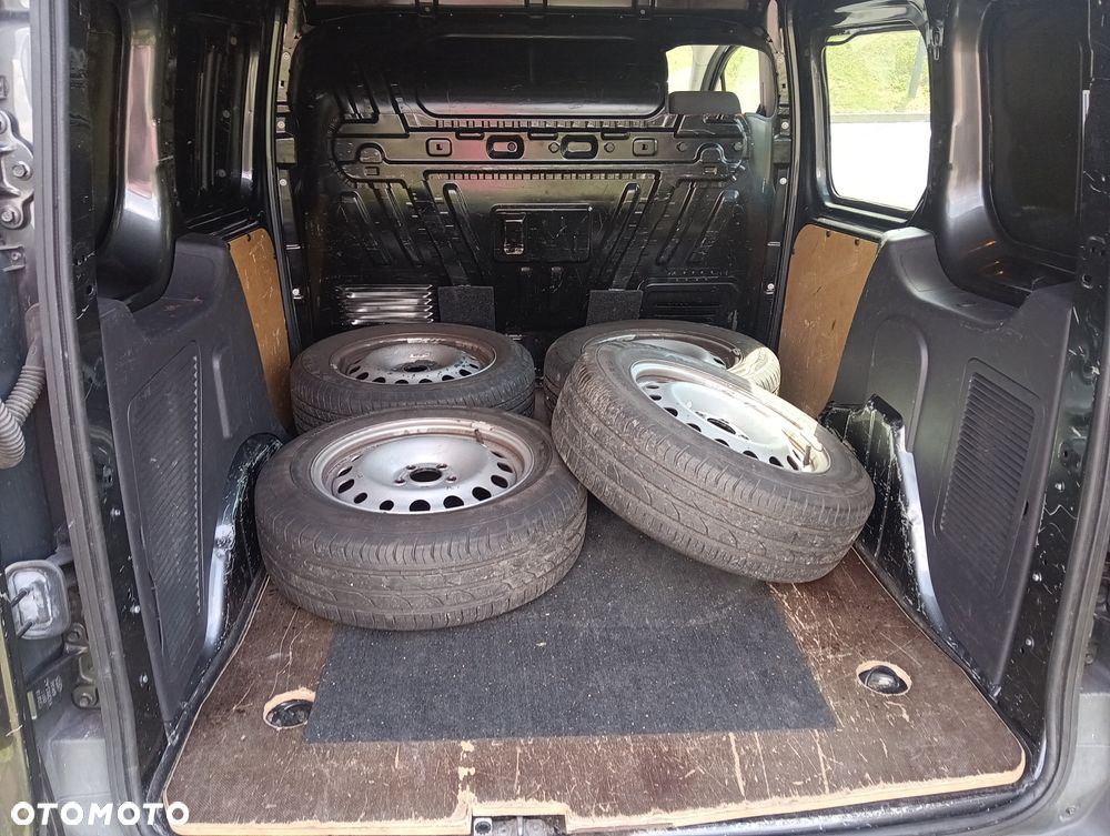 Ford Connect - 8