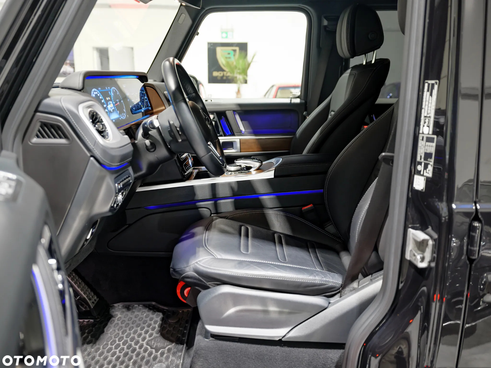 Mercedes-Benz Klasa G 400 d - 19