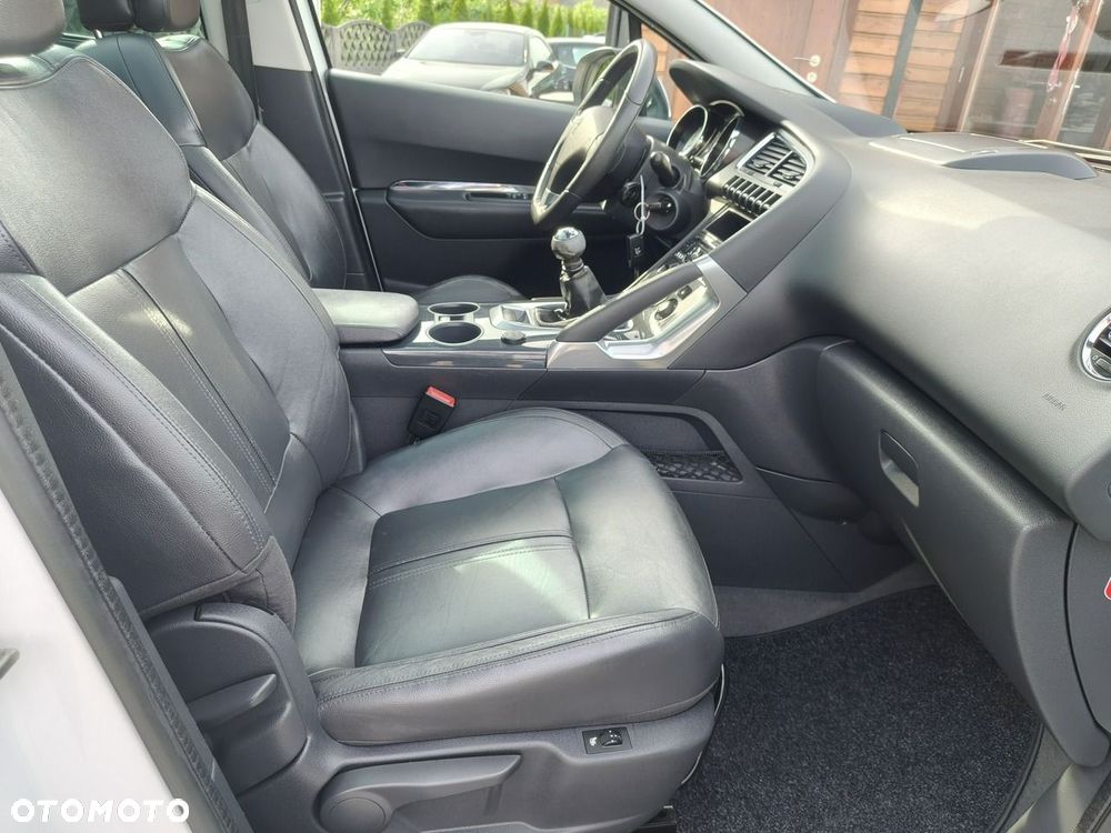 Peugeot 3008 HDi FAP 150 Family - 21