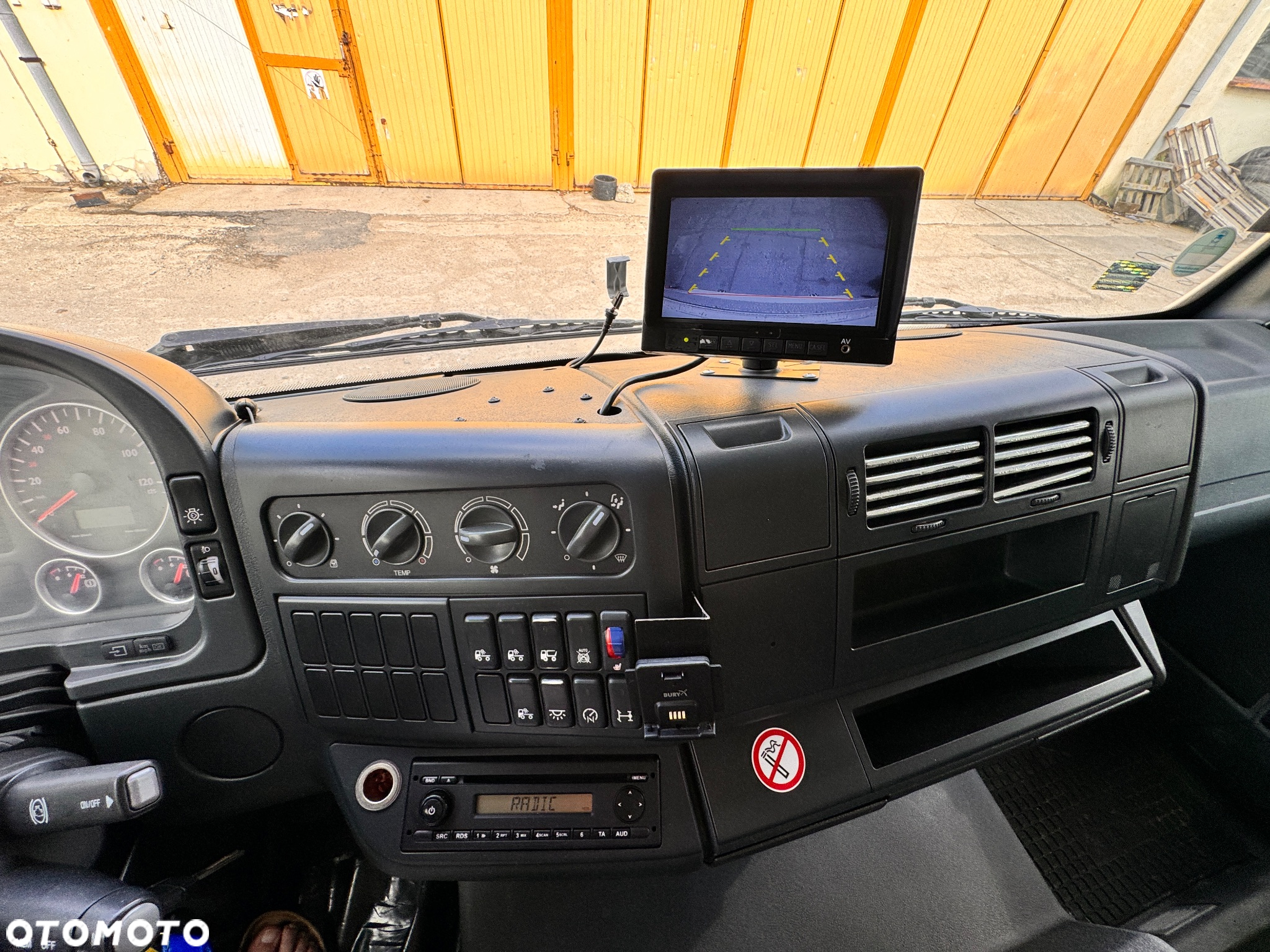 MAN TGL 8.180 - 8