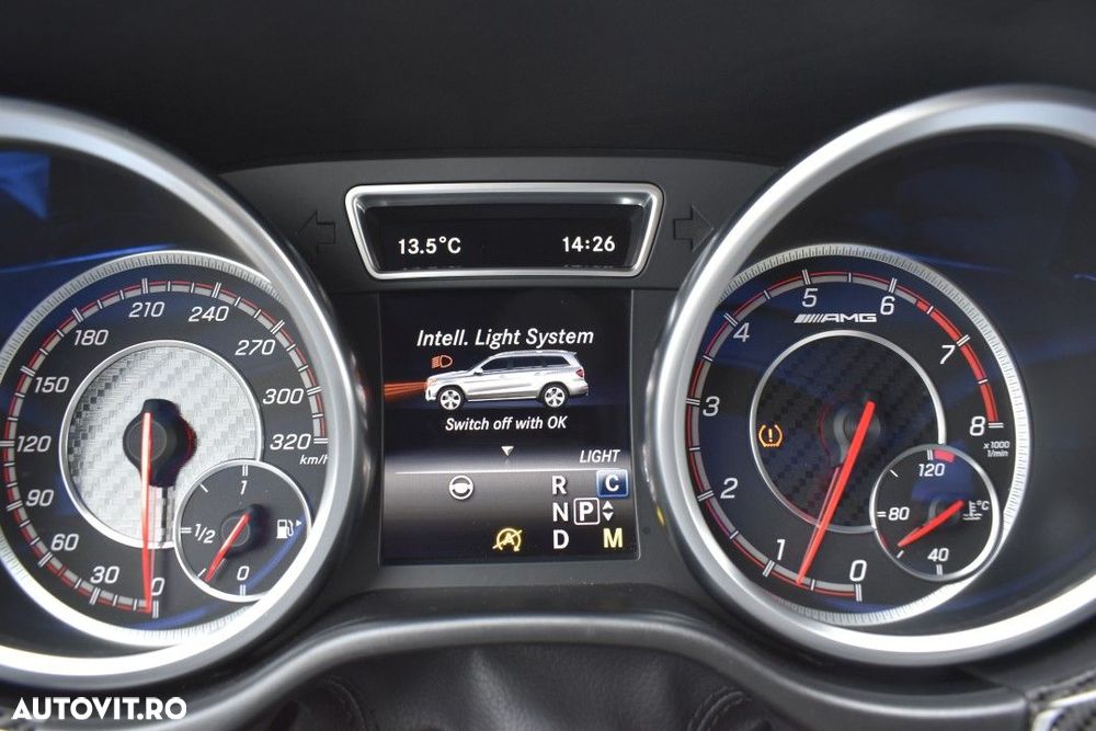 Mercedes-Benz GLS - 26