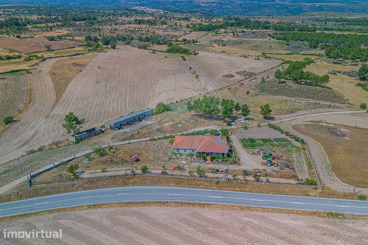 Moradia T4 para venda - Grande imagem: 4/21