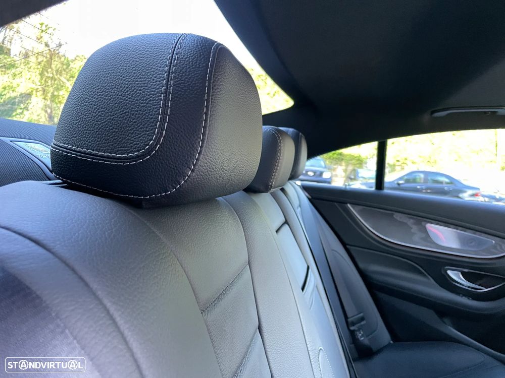 Mercedes-Benz CLS 300 d AMG Line - 38