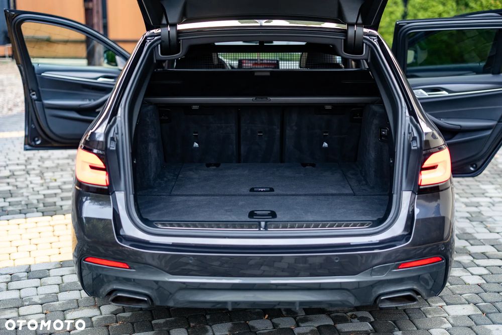 BMW Seria 5 520d M Sport sport - 19