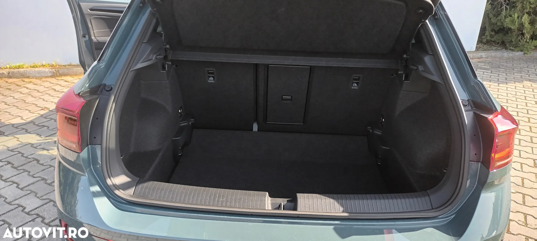 Volkswagen T-ROC 2.0 TDI DSG Style - 22