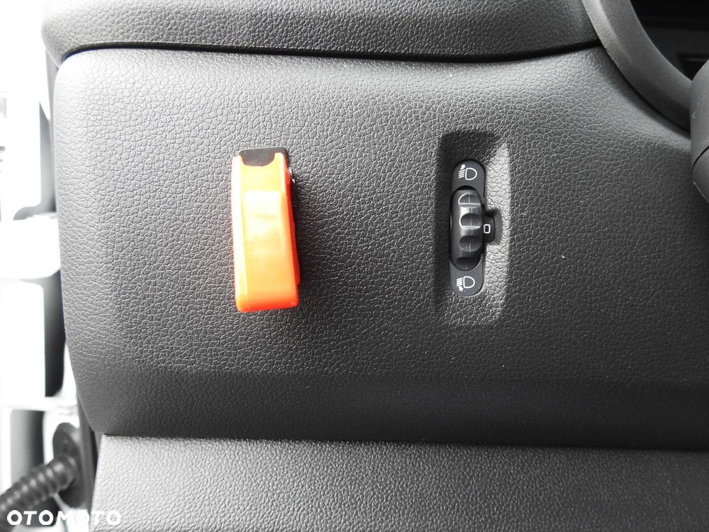 Opel MOVANO FURGON KLIMATYZACJA LEDY  150KM - 28